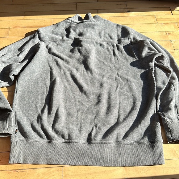 Eddie Bauer Sweater - Picture 6 of 9